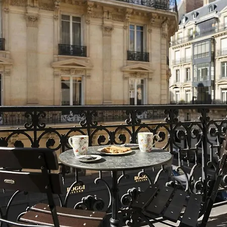 Vestay Montaigne Paris Exterior photo